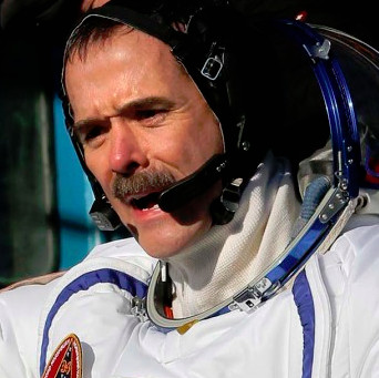 Как хорошо быть нулем: 8 правил успеха от астронавта Криса Хэдфилда